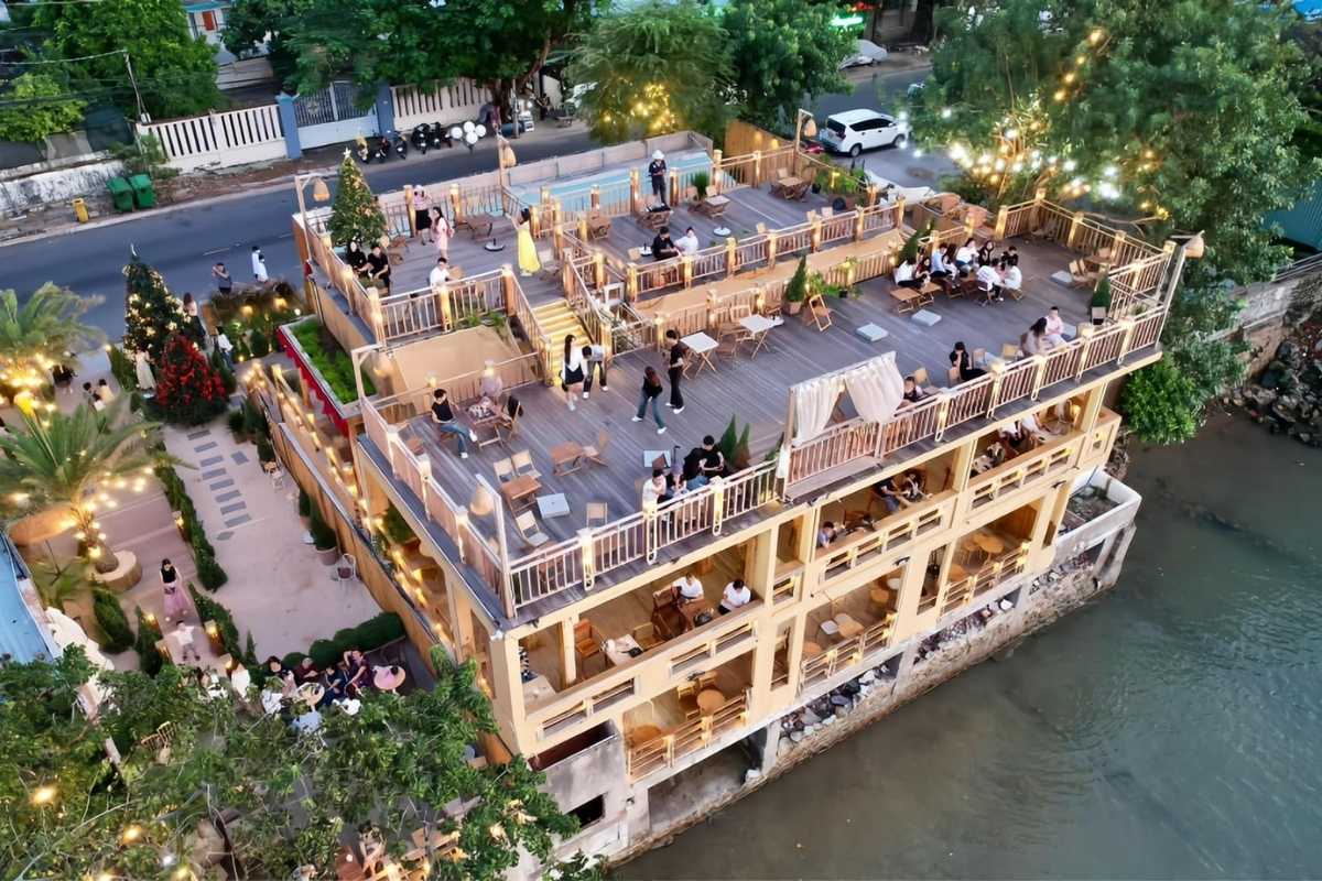 Toàn cảnh quán NaLi Beach Vũng Tàu từ trên cao