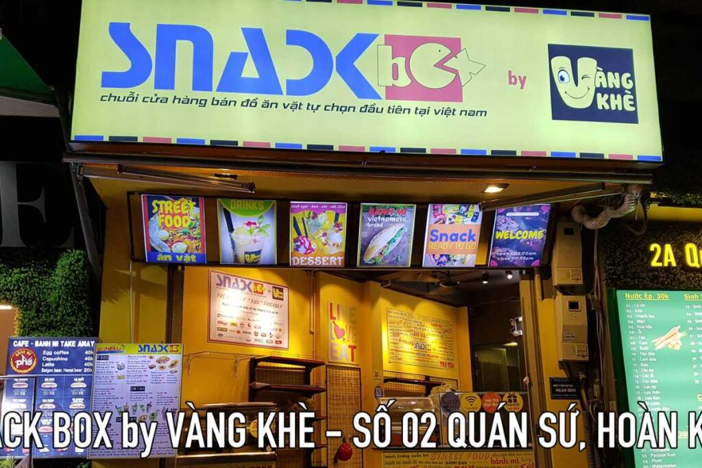 Biển hiệu cửa hàng đồ ăn vặt tự chọn Snack Box by Vàng Khè tại Quán Sứ