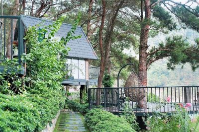 Bên ngoài O'chen K4 - hồ Đồng Đò, Sóc Sơn