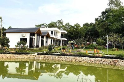 Laki Villa, Ba Vì hồ nước