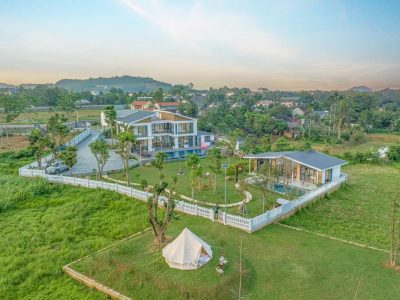 Maya fullhouse, ba vì